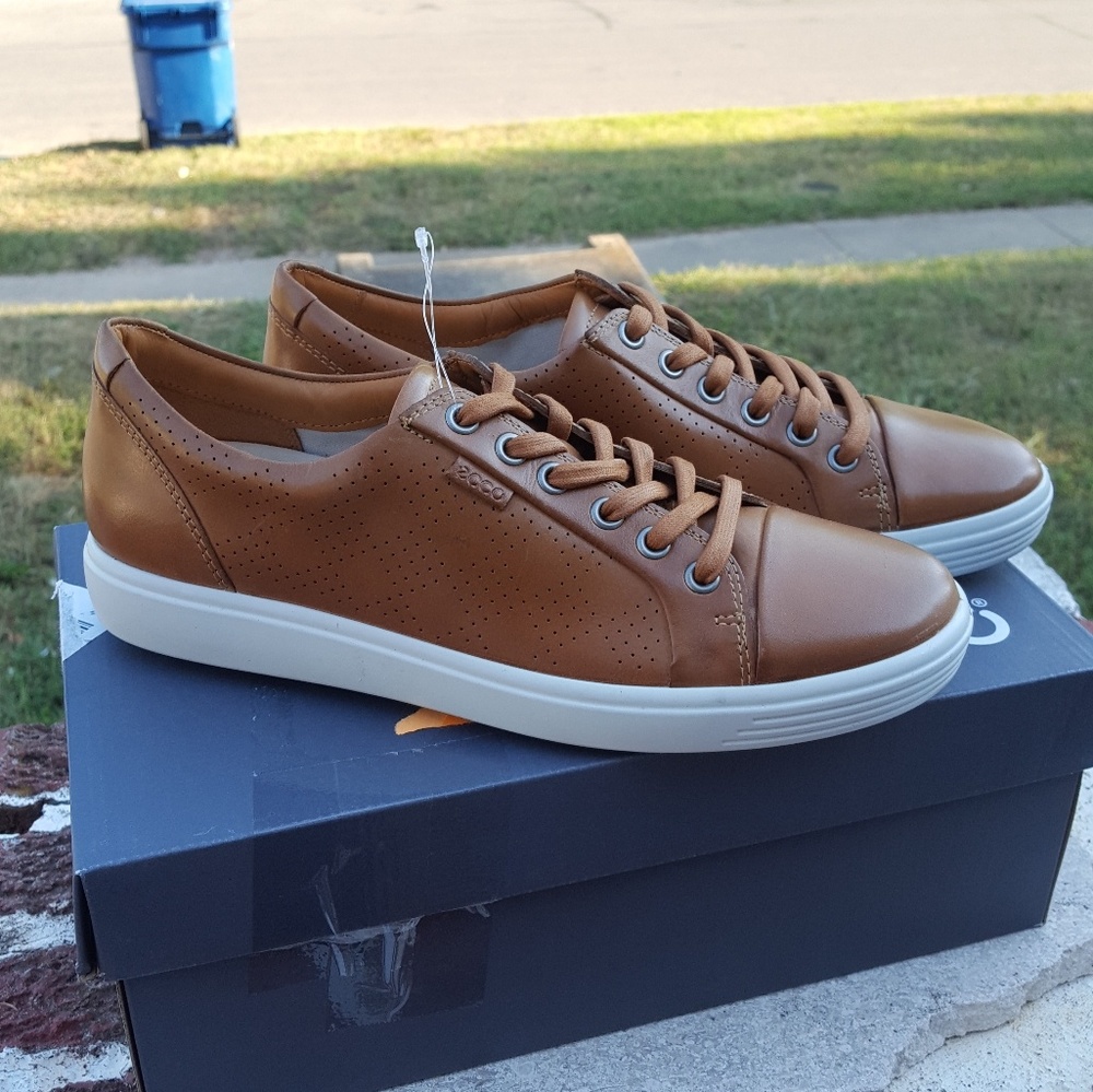 ECCO Soft 7 Perforated Leather Sneakers Brown sz 9